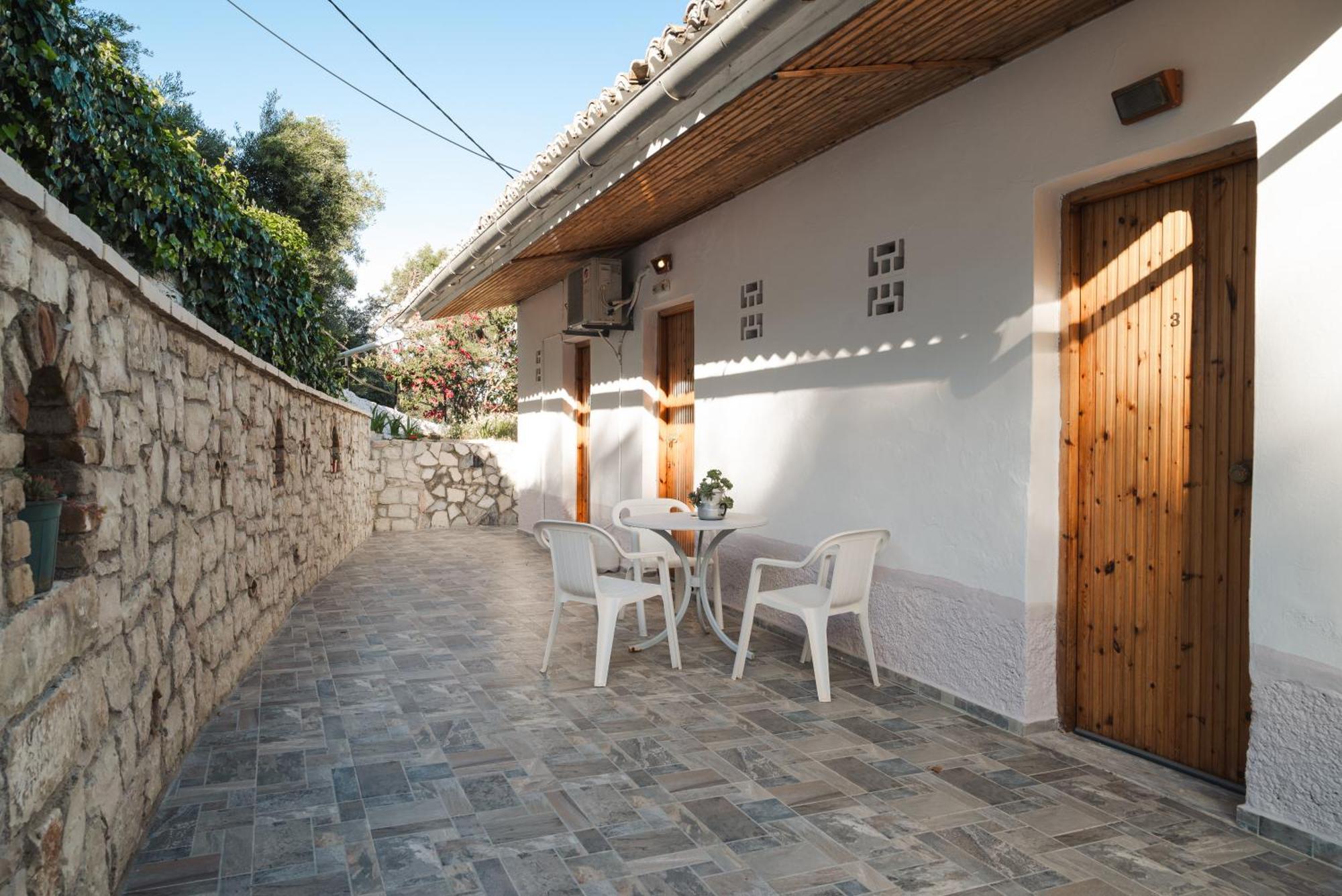 Ulisse Apartments Paleokastritsa Exterior photo
